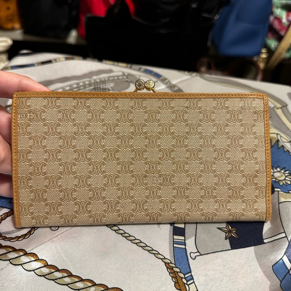 CELINE WALLET - Picture 12 of 15